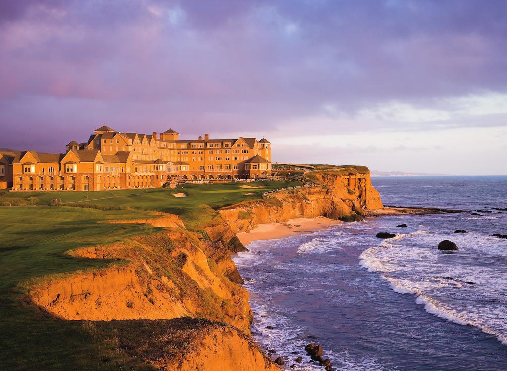 THE RITZ-CARLTON HALF MOON BAY DECEMBER 7-8, 2016 Join us as we bring together corporate executives, attorneys, investors Keynote Speakers and other experts