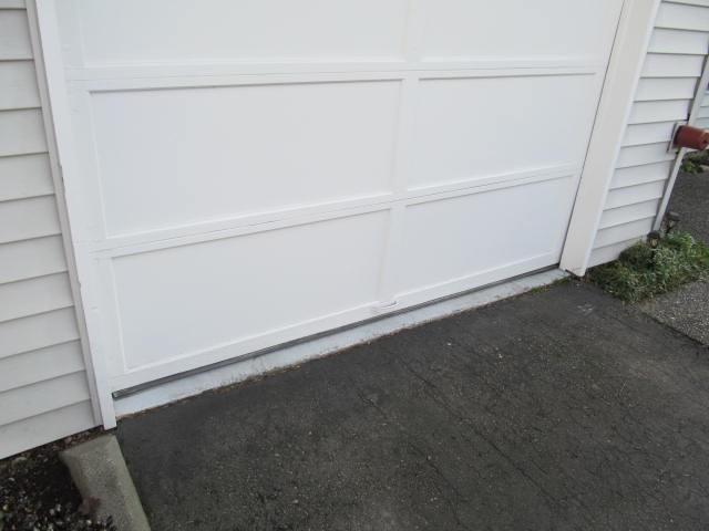 All unit doors are reportedly the responsibility of individual Unit owners to maintain, repair and replace.