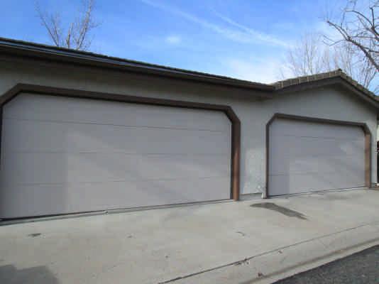 Client: 9621A Country Club Townhomes: Common Area Comp # : 1170 Garage Doors - Replace (A) Location : Exteriors of (17) units History : Original from the 1980's.