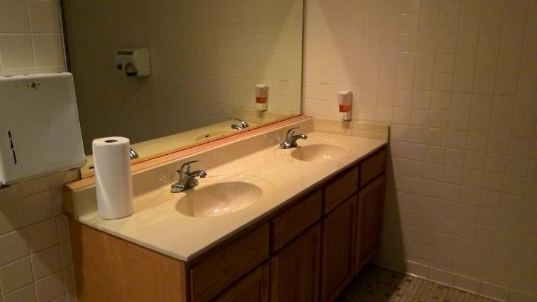 Clubhouse Restroom, Mens