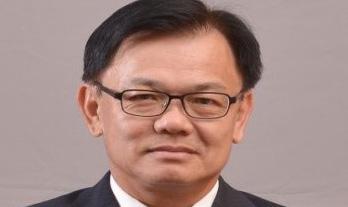 As the Deputy Chief Executive Officer of the Malaysian Investment Development Authority (MIDA), he assisted to develop the manufacturing and services sectors in Malaysia.