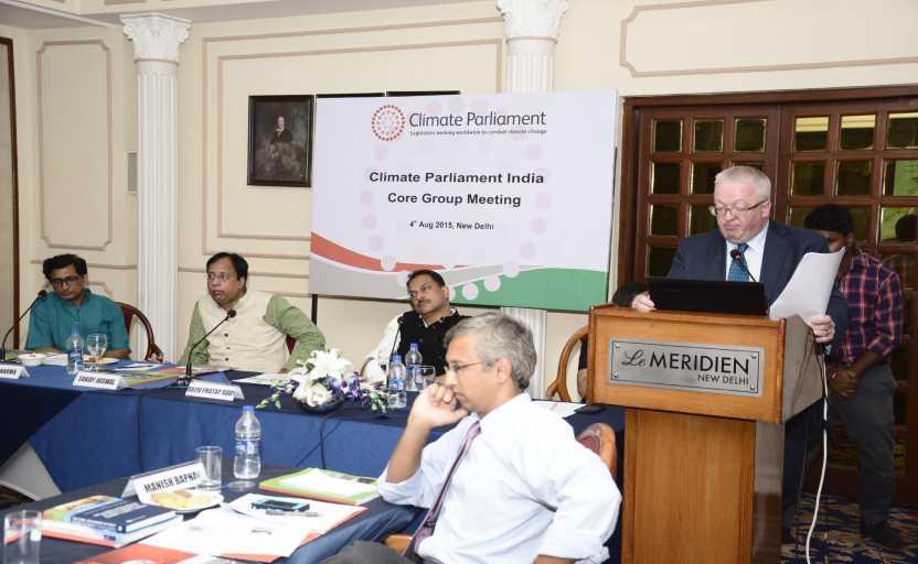 MPs Meet on Low Carbon Economy Experts from