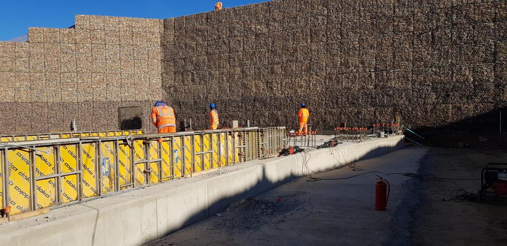 Belfast project: retaining wall