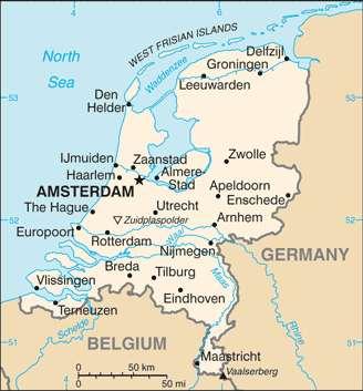 Holland Holland has a universal health insurance coverage, primarily offered through private