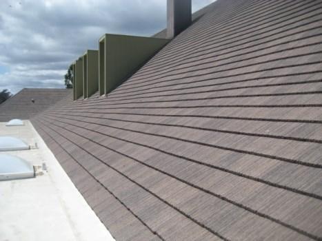 Comp #: 1304 Clubhouse Tile Roof - 10-yr Repair Quantity: Approx. 17250 GSF Location: Rooftop of clubhouse History: Last refurbished in 2010 Comments: The tile roof is in good condition.
