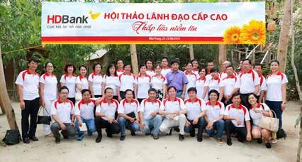 Moreover, HDBank provided charity and gratitude houses to households in locations such as Thua Thien Hue Province, Quang Ngai Province, and Binh Phuoc Province, and offered