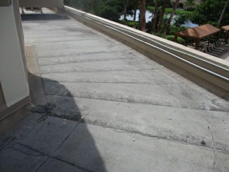 Comp #: 2377 Roofs (Mod. Bitumen) - Replace Quantity: Approx 2,840 GSF Location: Building rooftop(s) Evaluation: No access to inspect. Presumed to be in good condition based on age.