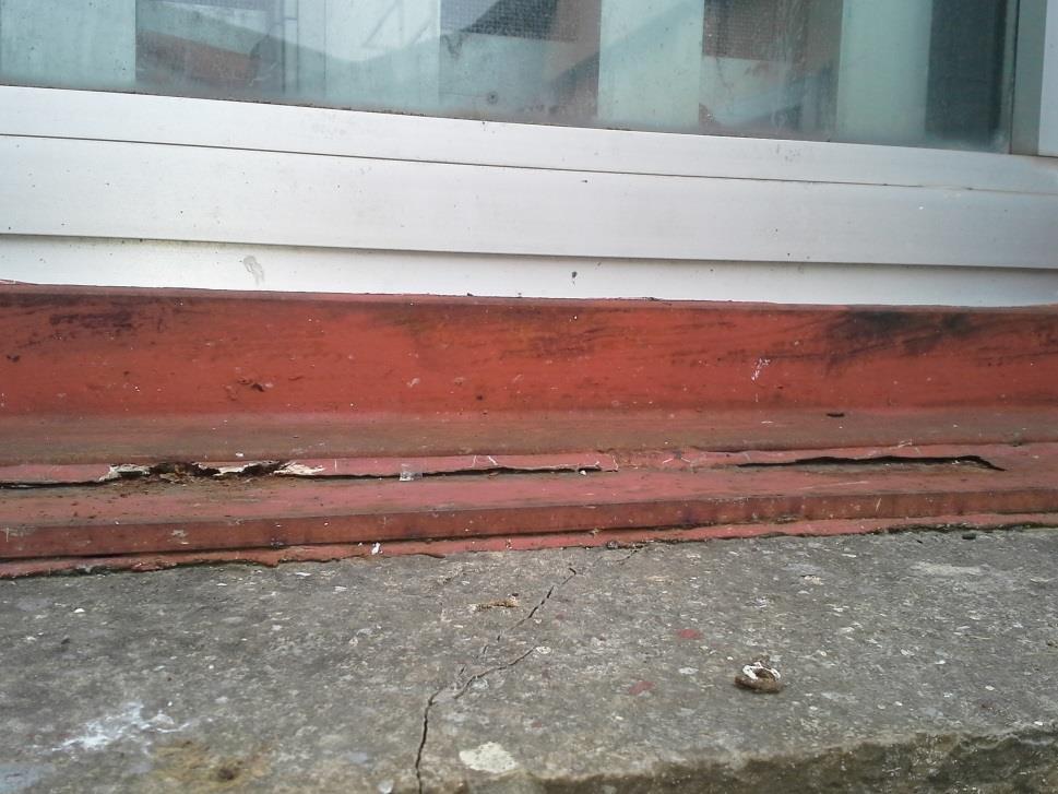 : 4211-001 July 9, 2015 Painted brown caulking applied to seams of exterior