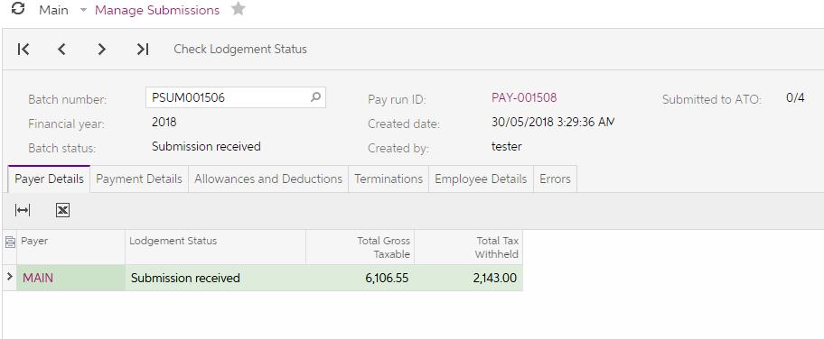 The status of each employee included in the batch is displayed on the Payment Details tab. Submission not successful status on the header.