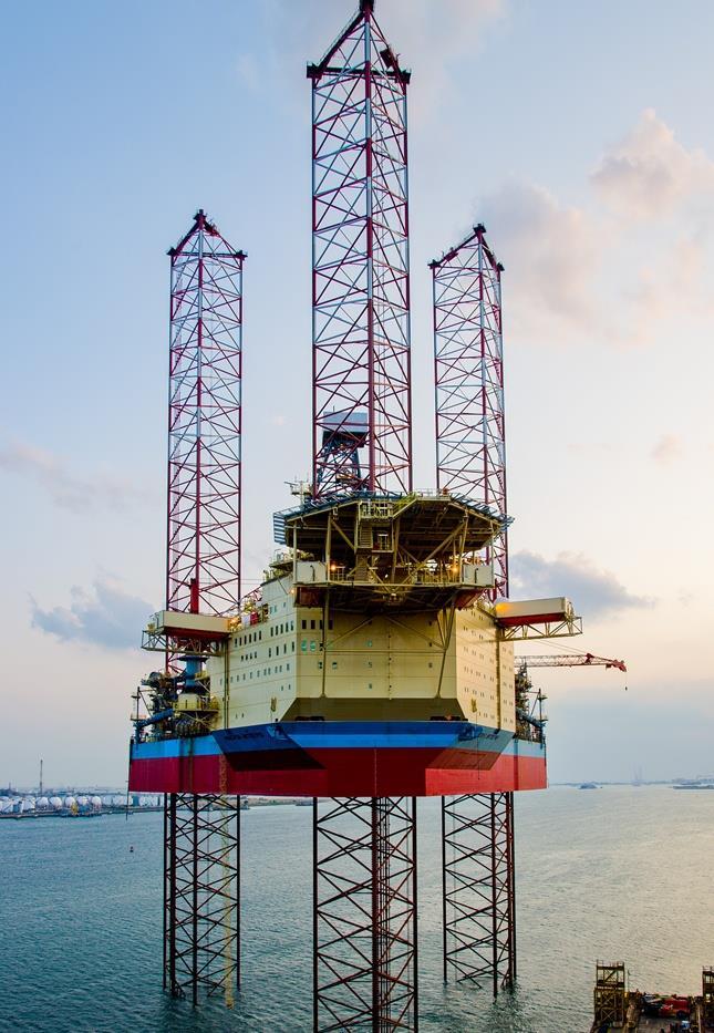 Newbuild deliveries In February, Maersk Drilling took delivery of Maersk Viking, the first in a series of four ultra deepwater drillships, from Samsung Heavy Industries in South Korea In March,