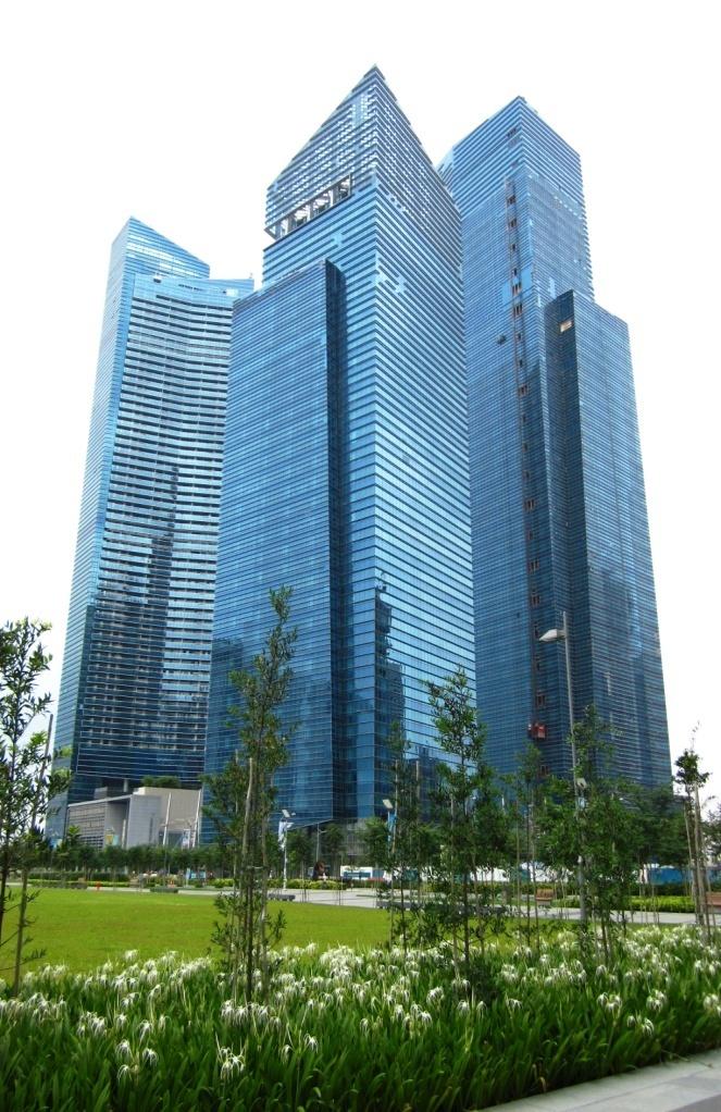 MBFC: The premier office asset in Singapore A prestigious landmark commercial development Acquisition comprises Marina Bay Financial Centre Towers 1 & 2 and the retail Marina Bay Link Mall