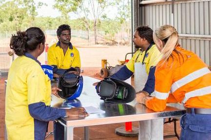 This is equivalent to $3.0 billion in wages paid. Rio Tinto s operations in Australia created almost 111,500 FTE jobs in 2017 and added $10.