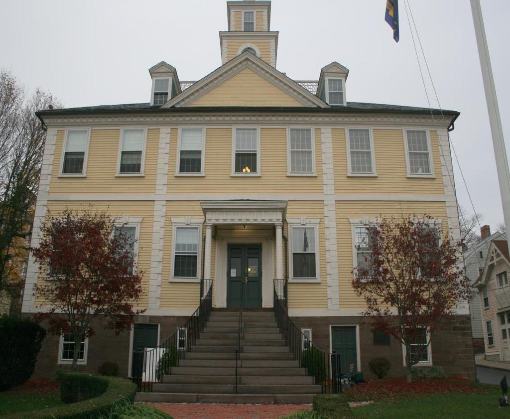 TOWN OF EAST GREENWICH ANNUAL FINANCIAL REPORT FOR THE FISCAL YEAR ENDED JUNE 30, 2017 Town Hall East Greenwich, Rhode Island Built in 1804 Gayle