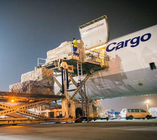 Lufthansa Cargo Adopts QUINTIQ Lufthansa Cargo Lufthansa Cargo ranks among the world s leading air freight carriers. In the 2016 business year, the airline transported around 1.
