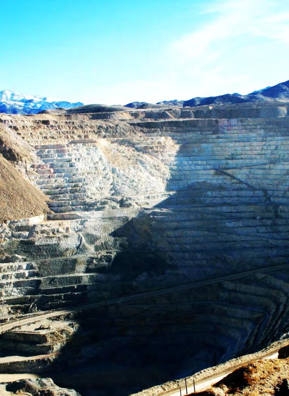 UNITED STATES ROUND MOUNTAIN (50%) Kinross-operated JV with Barrick Bulk tonnage open-pit operation Commercial production began in 1977 OPERATING RESULTS PRODUCTION (Au eq. oz.