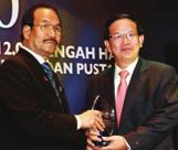 Lonpac became the first Malaysian company to win the General Insurance Company of the Year Award at the 14 th Asia Insurance Industry Awards 2010.