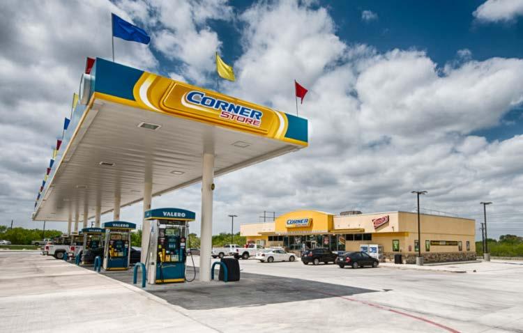 2 CST Brands Overview Tax free spin off from Valero Energy Corporation on May 1, 2013 Ranks #277 in Fortune 500 for 2014 One of the largest independent wholesaler and retailer