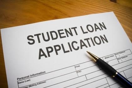 Student Loans There are two ways to borrow money for educational purposes in Canada. The government provides loans that are interestfree until graduation, through the OSAP program.