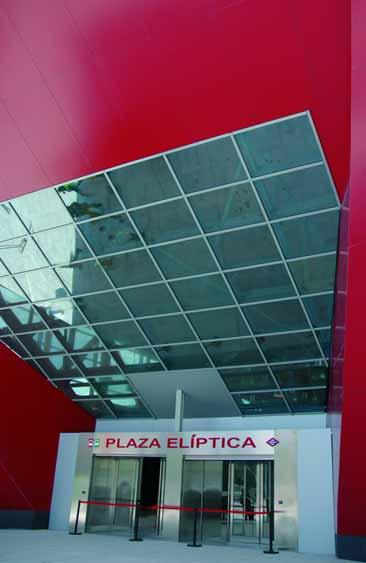 22 Annual Report 26 Plaza Elíptica transport interchange (Madrid) - Shadow toll highway between Palma de Mallorca and Manacor, 41 kilometers in length.