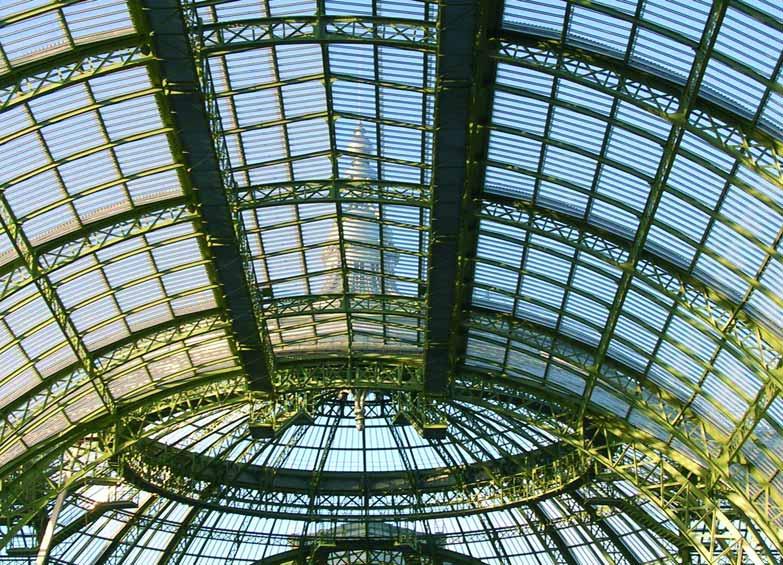 76 Annual Report 26 Eiffage Grand Palais de Paris restoration (France) In the first quarter of 26, Sacyr Vallehermoso acquired a significant stake (32%) in the French construction and concession