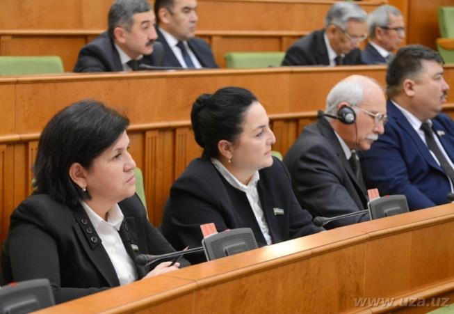 The Presidential Decree dated 2 March 1995, On measures to increase the role of women in state and public building in Uzbekistan, provides for larger representation of women at decisionmaking levels.