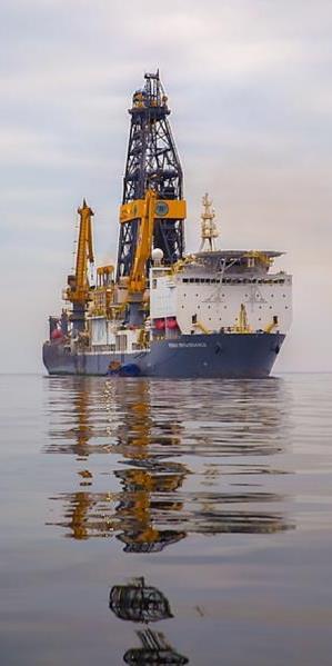 More Capable Rigs Likely to Work Through the Cycle Drillships & Semi-Submersibles MARKET DYNAMICS Few rigs possess the specifications required for today s demanding wells and pending regulations