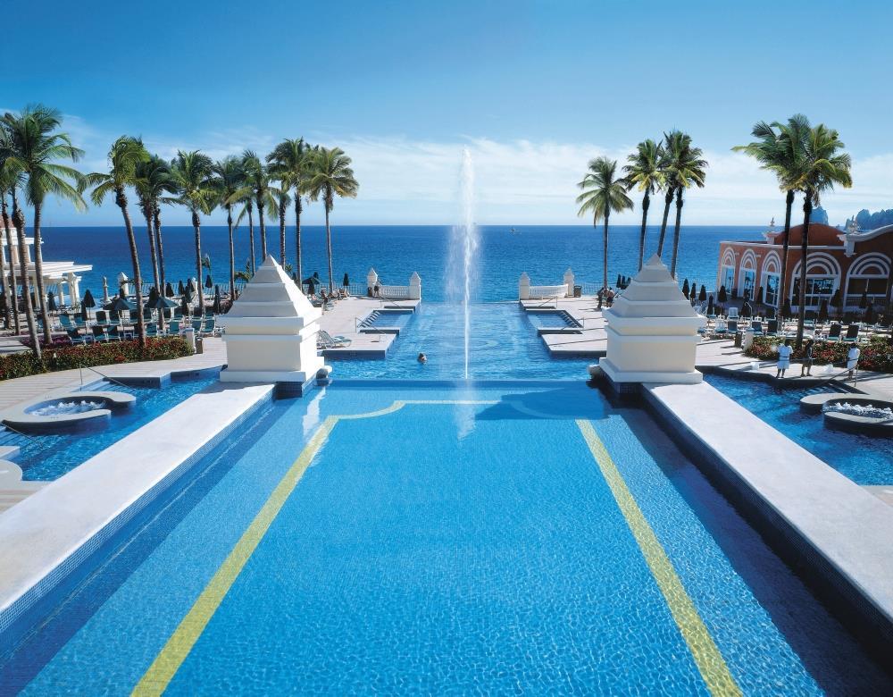 Riu Palace Cabo San Lucas, Mexico H1 2013/14 RESULTS TUI ANALYSTS CONFERENCE CALL