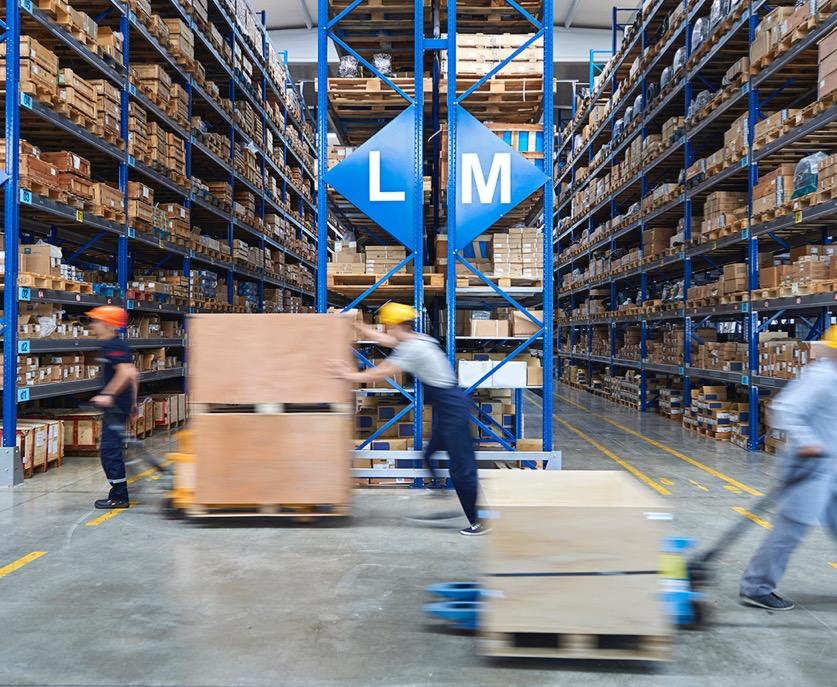Example: Kouvola Innovation Addresses problem of hundreds of logistics packages that don t talk to each other RFID-equipped shipping pallets RFID Publishes shipping need
