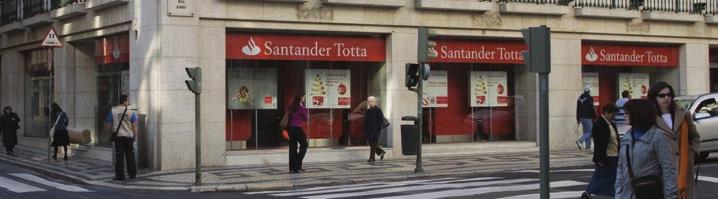 Santander Totta branch, Rua do Ouro, nº 75, Lisbon, Portugal. SANTANDER BRANCH NETWORK BANESTO PORTUGAL Million euros Customers (millions) 8.4 2.4 1.