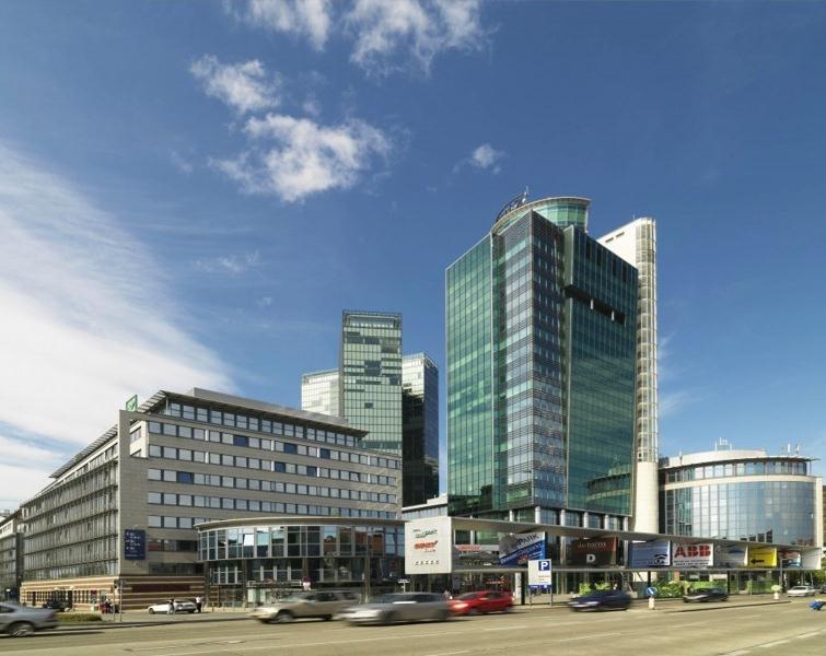 STANDING INVESTMENT IMMOFINANZ Office 1 st property to be visited Business Park Vienna & Vienna Twin Tower Usage Address Acquisition / Construction completed Number of floors Lettable space Office