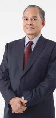 He joined Malaysian Industrial Development Authority (MIDA) in 1968 as an Economist and thereafter served in the Ministry of Finance as Assistant Secretary from 1970 to 1972.