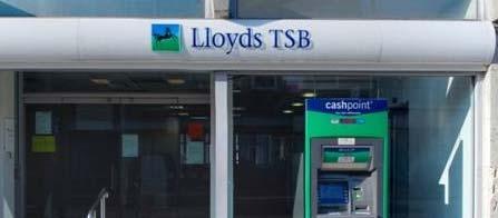 CORE RETAIL CHANNELS Investing in branches and new channels BRANCH MODERNISATION BEFORE AFTER More than 250 Lloyds TSB branches have now been