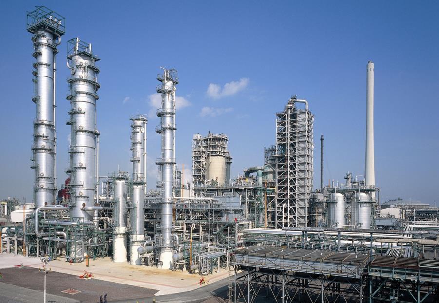 refiners Expand import/export