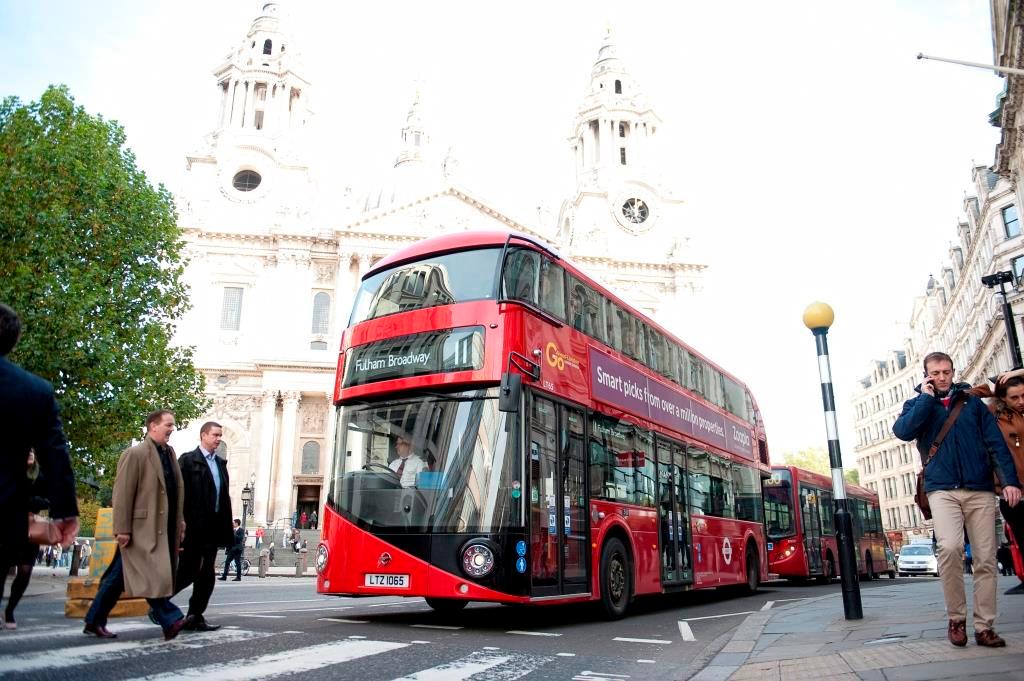 London bus FY 15 FY 14 HIGHLIGHTS Maintained market share Margin remains broadly consistent Operating margin 9.2% 9.3% Revenue growth (lfl) 1.8% 7.5% Mileage growth (lfl) (0.9%) 1.