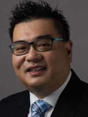 Ray Tan Vice President Senior Credit Officer Public, Project and Infrastructure Finance Group Moody s Investors Service Based in Singapore, Ray covers project finance, transport, utilities and other