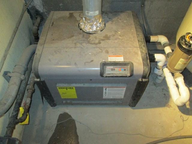 12 years 1 years Best Case: $2,700 Worst Case: $3,300 Estimate to replace Comp #: 846 Pool Heater - Replace Quantity: (1) Hayward 400,000 BTU History: Replaced in 2013.
