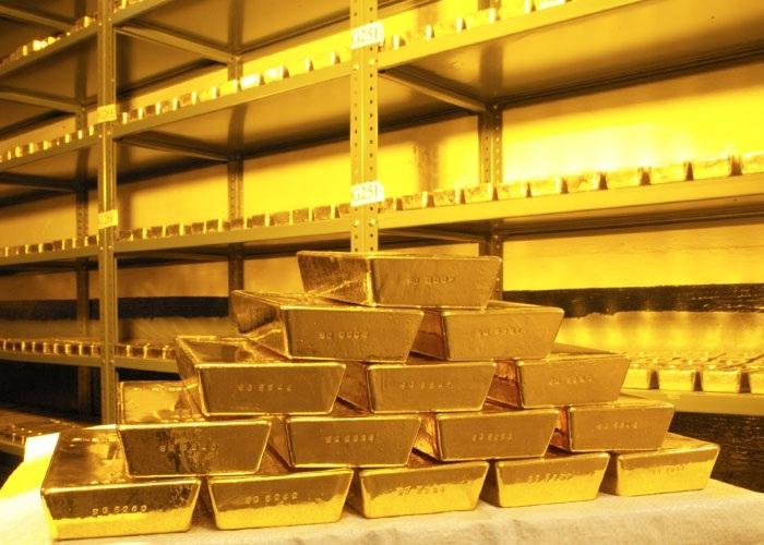 WAYS TO INVEST IN PRECIOUS METALS, AND THE ADVANTAGES AND DISADVANTAGES OF EACH Gold is of the most traded precious metals.