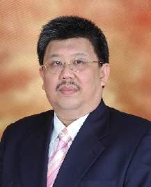 He started his career as an equipment engineer in Hitachi Semiconductor Malaysia in 1985 before moving on to Hewlett-Packard Malaysia (HPM) in 1987 as a mechanical design engineer for