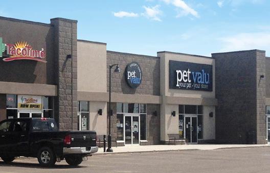 FOR LEASE Legends Plaza, 810 Centennial Blvd, Warman, SK FOR LEASE Forest Hills Plaza, 5315-17 Avenue SE, Calgary, AB Inline* 1,500-3,300 ± sq. ft. $24.00 psf $6.24-7.