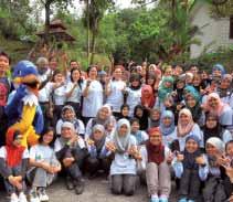 Engagement With Our Community 164 Puncak Niaga Holdings Berhad ( PNHB ) recognises the principles of Corporate Social Responsibility ( CSR ) as sustainable and ethical ways of doing business to