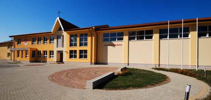 Peter Bučány +421 903 825 385 Účelom Saleziánskeho mládežníckeho strediska bolo vytvoriť priestory pre športovú a kultúrnu činnosť mládeže zo sídliska Terasa v Košiciach.
