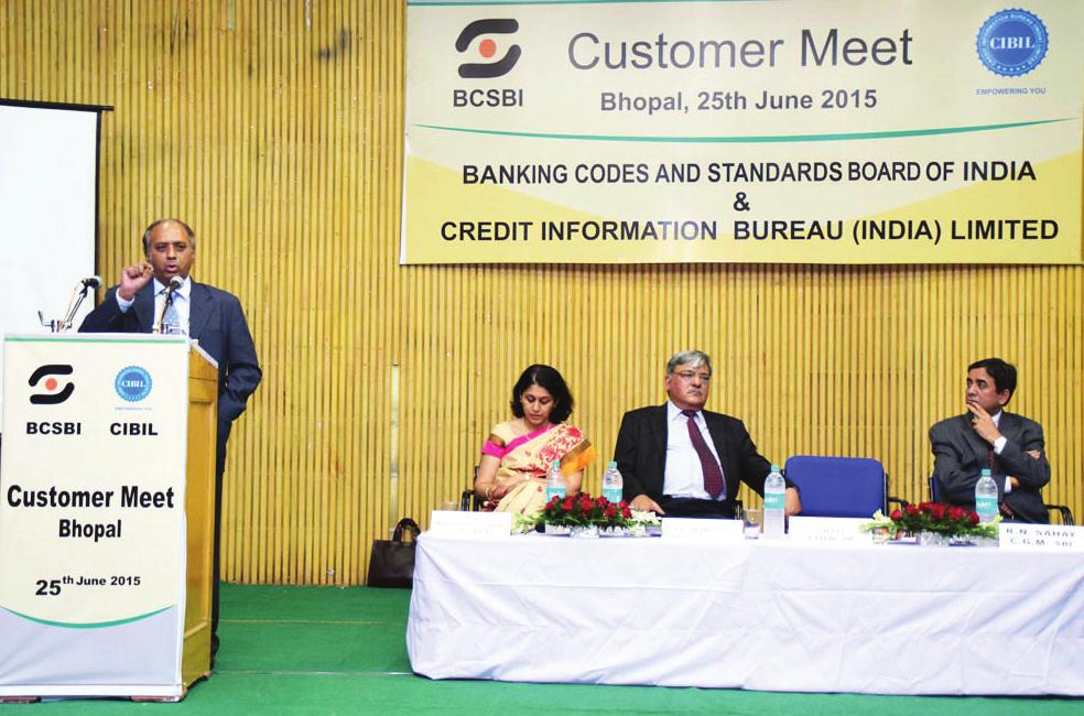 Shri N Raja, then CEO, BCSBI addresses the customer meet at Bhopal.