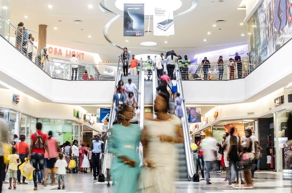 INVESTMENT IN SUB-SAHARAN AFRICA (excluding SA) Ikeja City Mall (Lagos, Nigeria) West Hills Mall, Accra, Ghana MARKET CONDITIONS Negatives Weakening of local currencies USD liquidity and availability