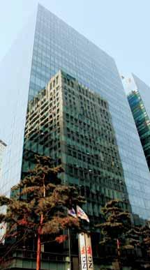 The invested assets comprise commercial properties in Seoul with a total net floor area of approximately 1.5 million square feet.