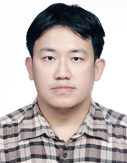 analysis,and financial software applications. Mu-En Wu received his Ph.D. degree in the department of Computer Science at National Tsing-Hua University in 2009.