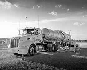refiners Our refined products assets include transportation, storage, rail and terminalling Equity Yield 1 17.