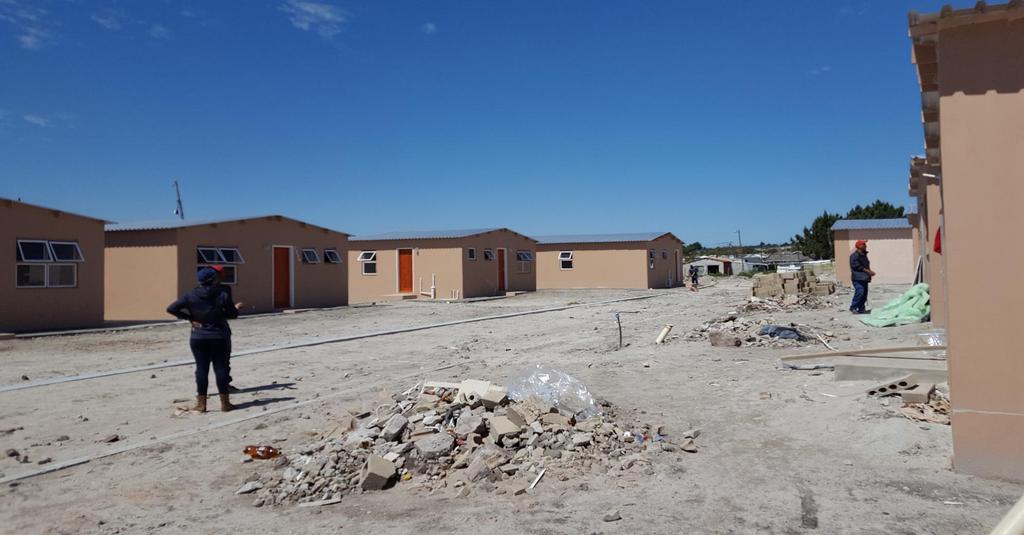 Provincial Infrastructure Projects: Housing Rooidakke Extension, Grabouw