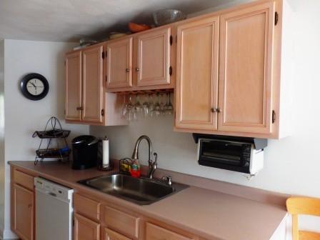 Town Home Lynnfield MA Unit Information Eligibility Criteria** # of Bed 2 Baths 1 1/2 Parking: 1