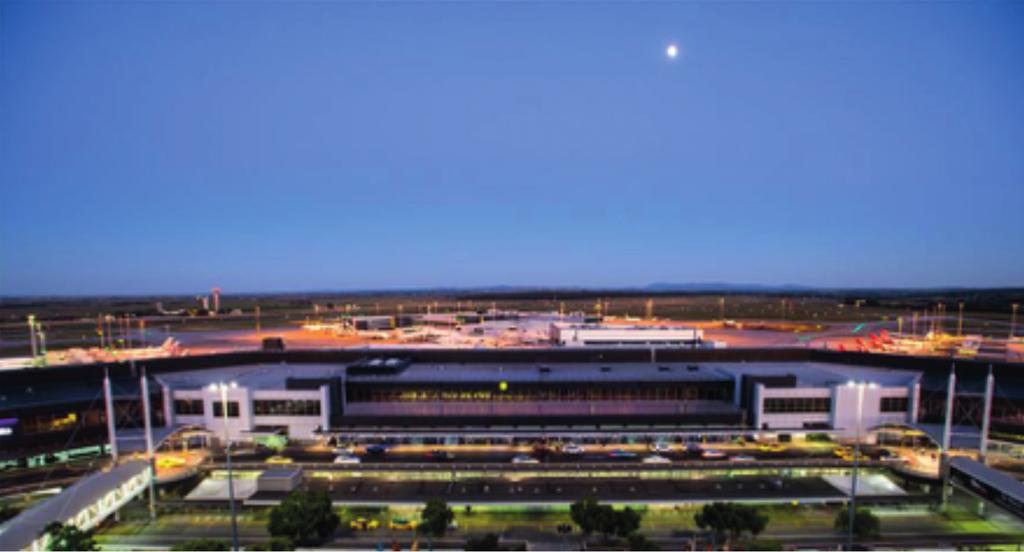 Melbourne Airport s main terminal apron precinct has 83 aircraft parking stands for commercial passenger and freight operations, with 41 aerobridge positions.