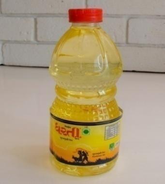Double Filtered Groundnut oil Groundnut oil is the major product of the company and contains all